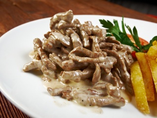 Говядина по-строгоновски