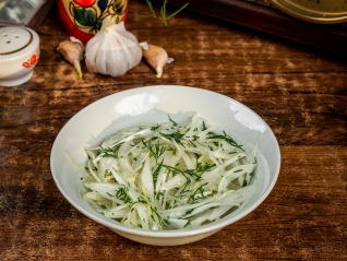 Лук маринованный